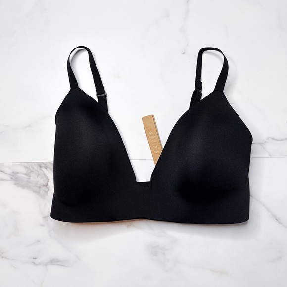 NWT Skims Wireless Form T-Shirt Bra - Picture 2 of 5